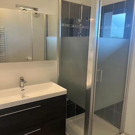Location T2 Apartment *